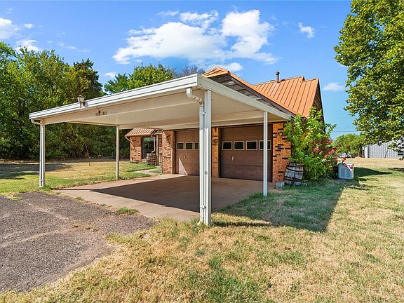 4th image of 1521 E Forster Ln
