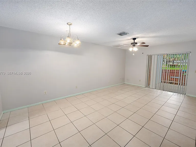 2683 Lakehaven Rd #2683 — Photo 8