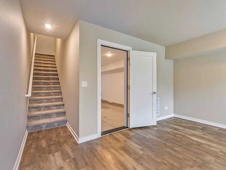 17235 SW Goldcrest Ln — Photo 6
