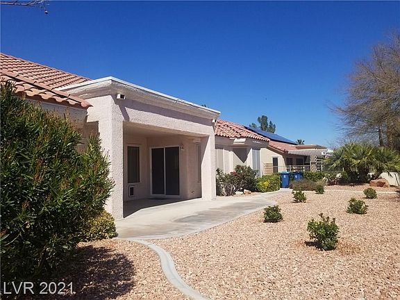 3rd image of 2418 Sungold Dr