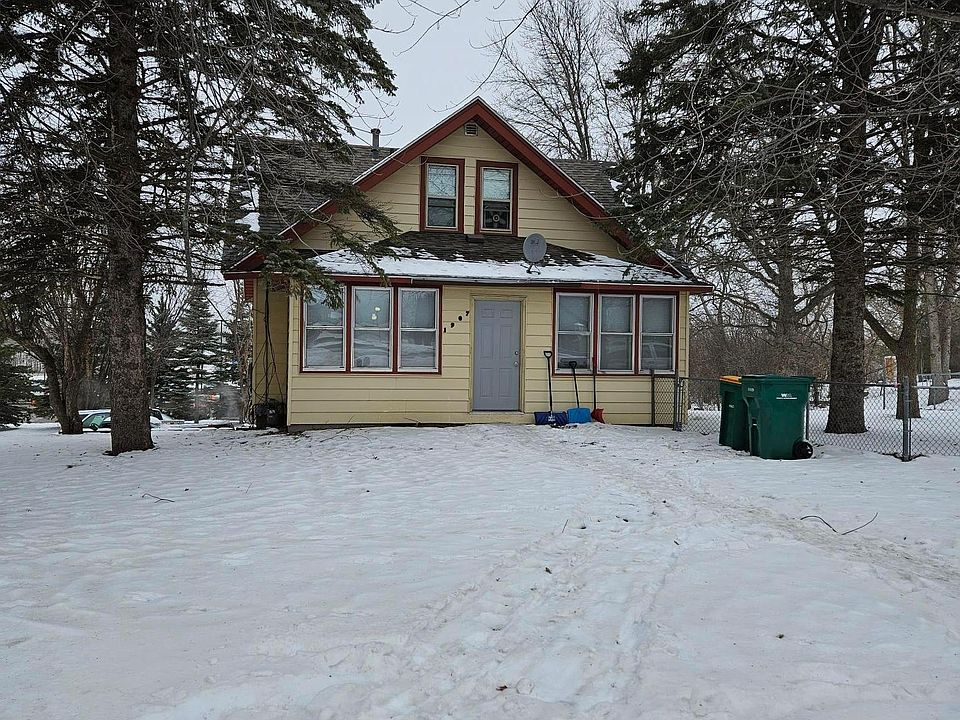 1st image of 1907 6th Ave E