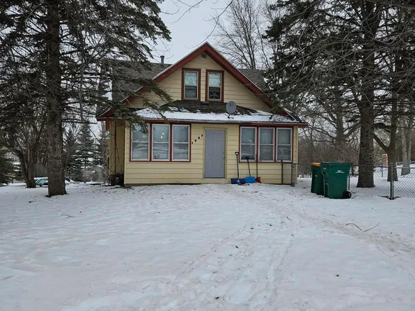 1907 6th Ave E, Alexandria, MN 56308