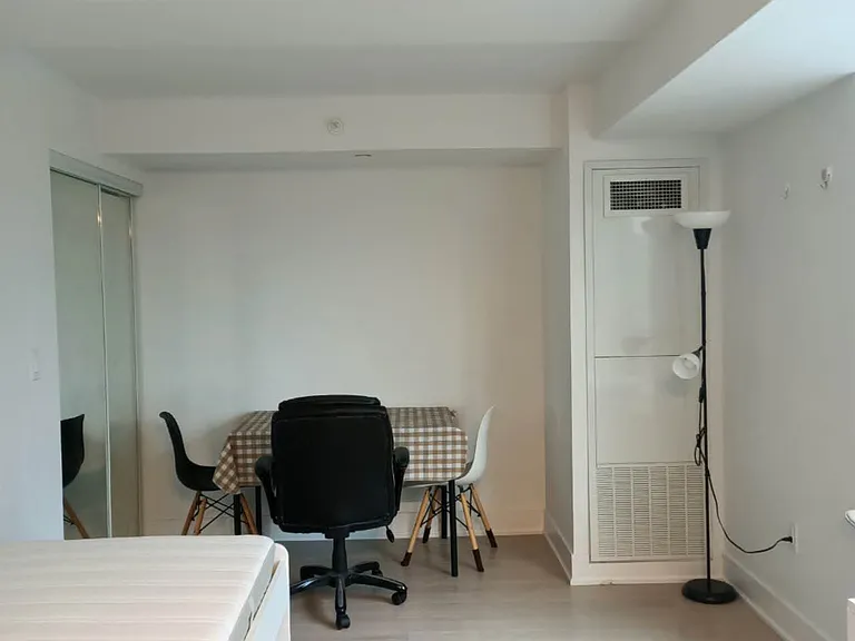 955 Bay St #1706 — Photo 11