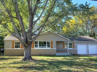 2303 S Clay Ave, Springfield, MO 65807