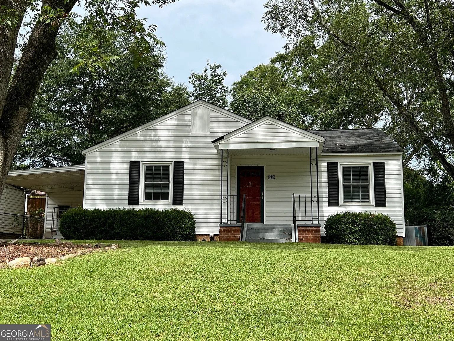 306 Doty Dr photo 1