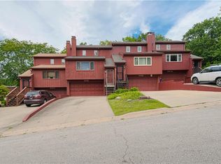 10118 Steele Rd, Edwardsville, KS 66111