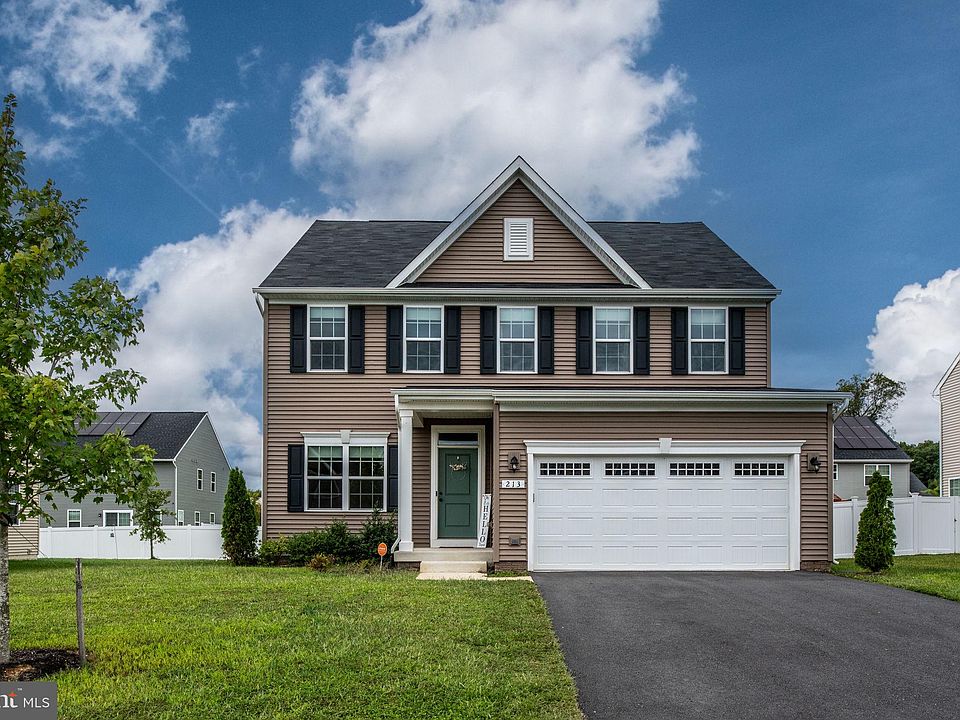 1st image of 213 Heirloom Way