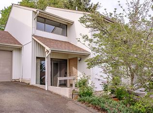 1450 SW Bridlewood Dr APT 8, Dallas, OR