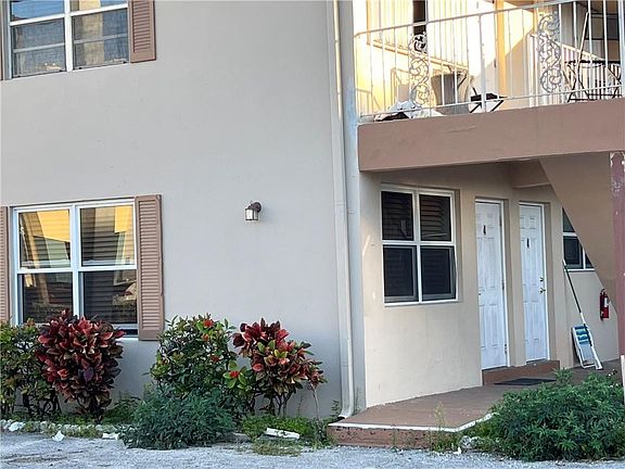 2nd image of 4652 N Poinciana Street #4