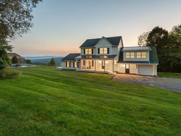 35 Eagle Ridge Drive, Lebanon, NH 03766