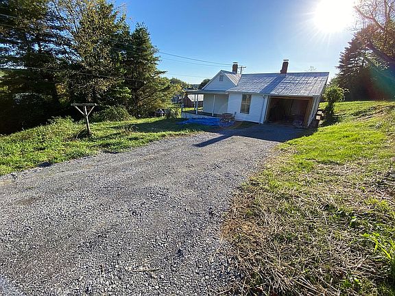 3rd image of 29143 Fancyland Ln