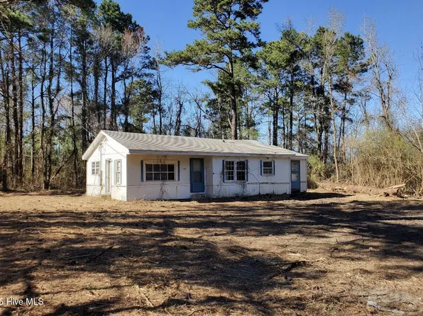 756 Five Mile Road, Richlands, NC 28574