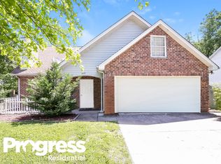 692 Hollandale Rd, La Vergne, TN 37086