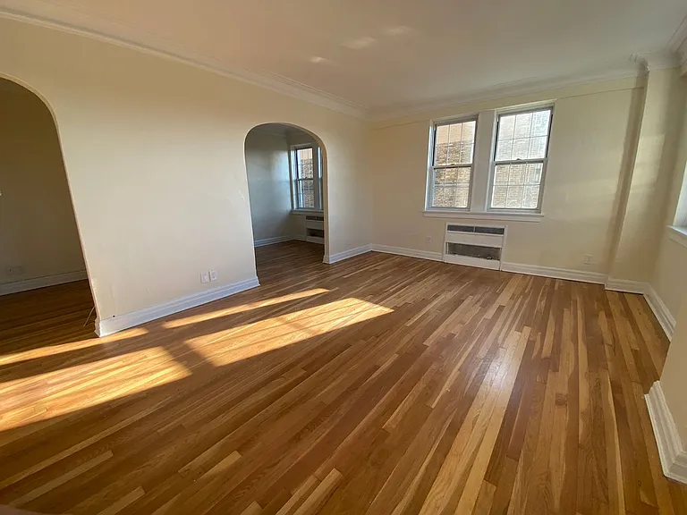 New King Edward Apartments — Photo 265