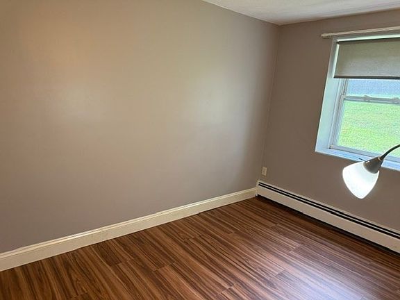 5th image of 31 Montvale Ave APT 1