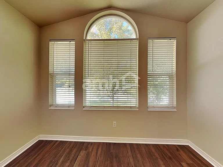 1190 S Inverness Dr — Photo 5