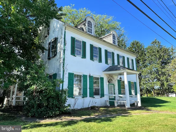 1805 Tollgate Rd, Palm, PA 18070