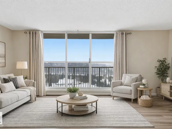 12121 Jasper Ave NW #406, Edmonton, AB T5N 3X7