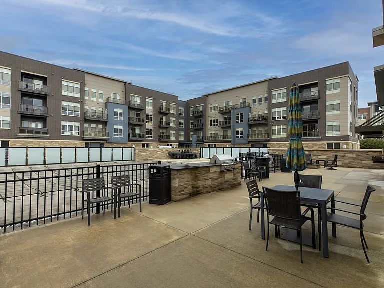 The Reef Apartments — Photo 3