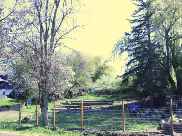 1859 Burns St, Klamath Falls, OR 97603