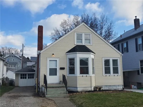 1502 Stanton Ave, Zanesville, OH 43701