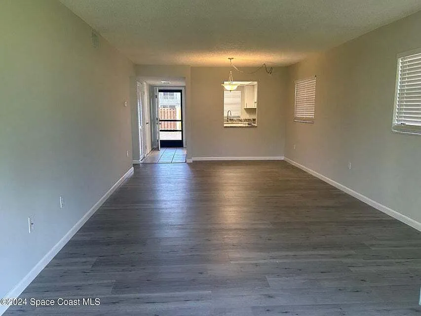 205 Palmetto Avenue - 301 — Photo 3