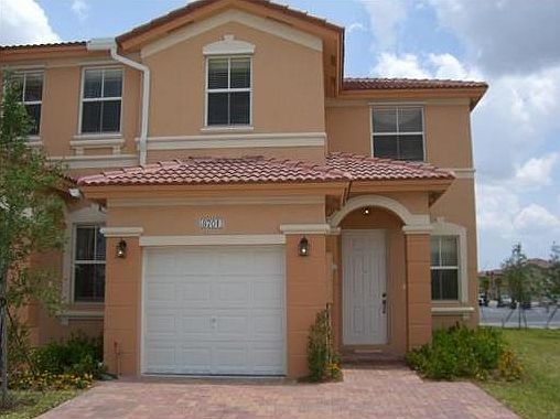 1st image of 8701 NW 112th Ct