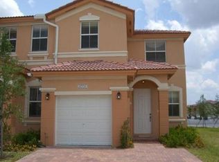 8701 NW 112th Ct, Doral, FL 33178