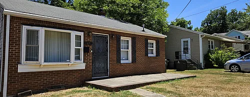 1615 Argonne Blvd Photo 1