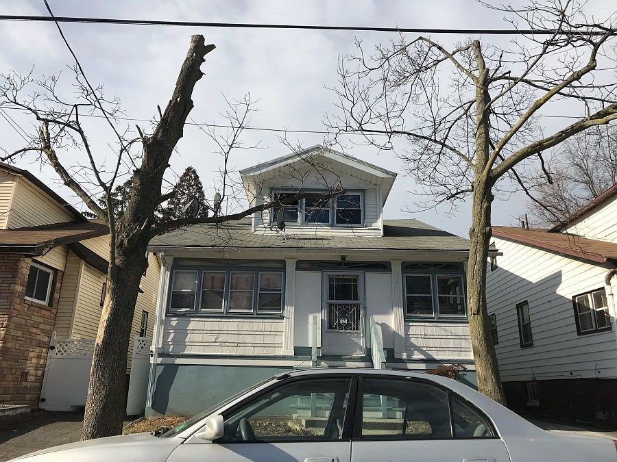 1st image of 279 Isabella Ave