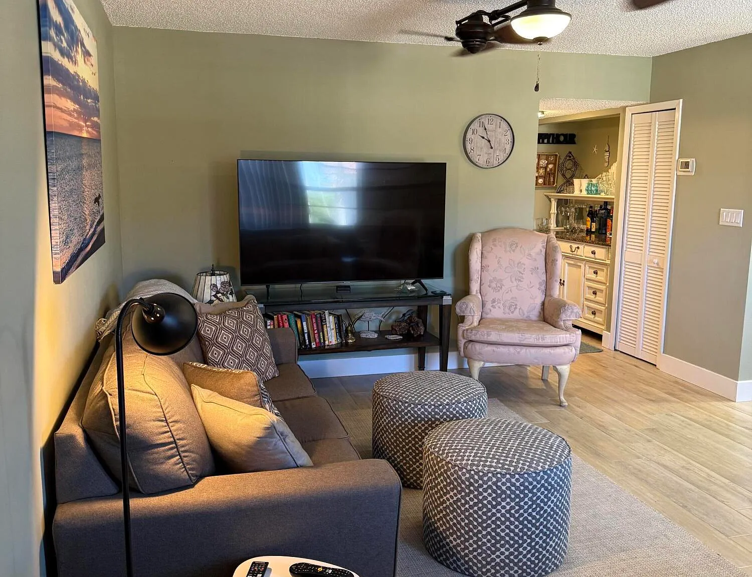 2 bed, 2.0 bath, 1096 sqft, $2,500 — Photo 1