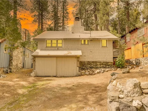 1493 Twin Lakes Rd, Wrightwood, CA 92397