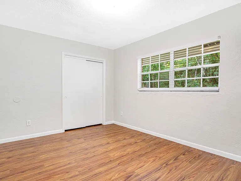 815 E Fort King St — Photo 45