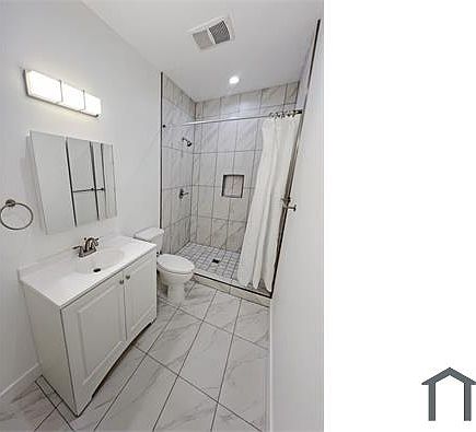 5th image of 131 W 59th Pl