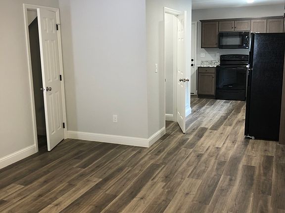 5th image of 1586 Scenic Dr #1586