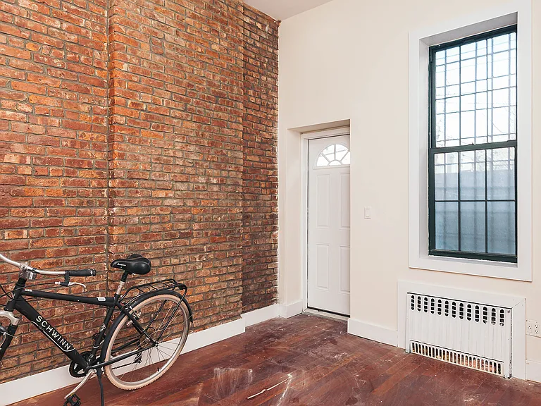 179 Knickerbocker Ave #1L — Photo 7