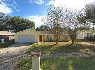 1415 Rustling Oaks Dr, Brandon, FL 33510