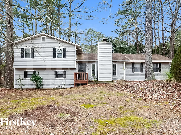 2592 Chippewa Ct — Photo 1