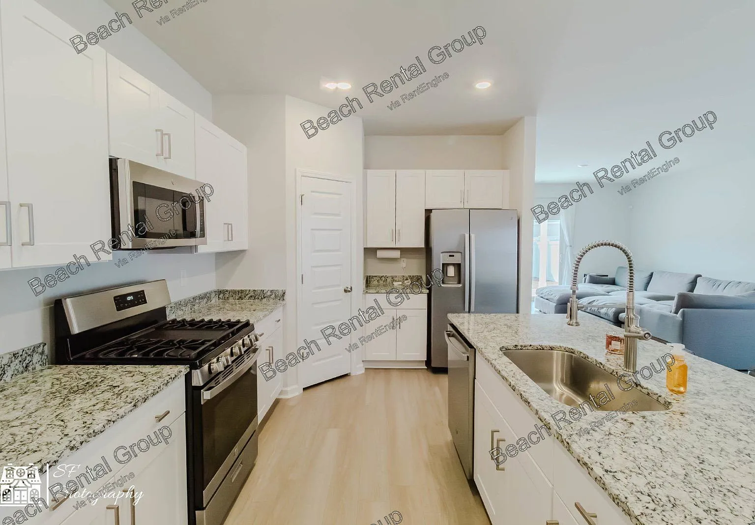 4 bed, 2.0 bath, 1800 sqft, $2,275 — Photo 4
