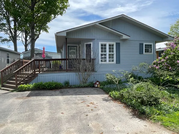 22 Algonquin Ln, Ashfield Colborne Wawanosh, ON N7A 3Y2