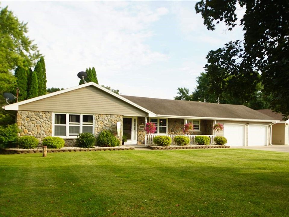 1231 Plateau Heights Lane-Great Curb Appeal!