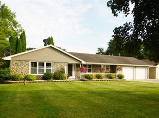 1231 Plateau Heights Ln, Green Bay, WI 54313