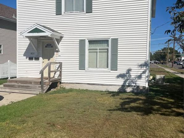 831 7th Ave SE Unit 2