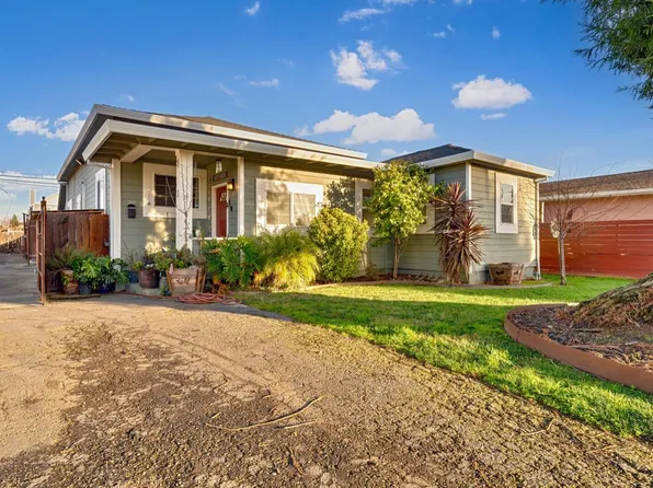 241 2nd St, Galt, CA 95632