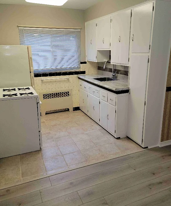 4216 South Ave #3