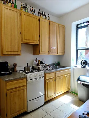 Rented by DSA Realty | media 52