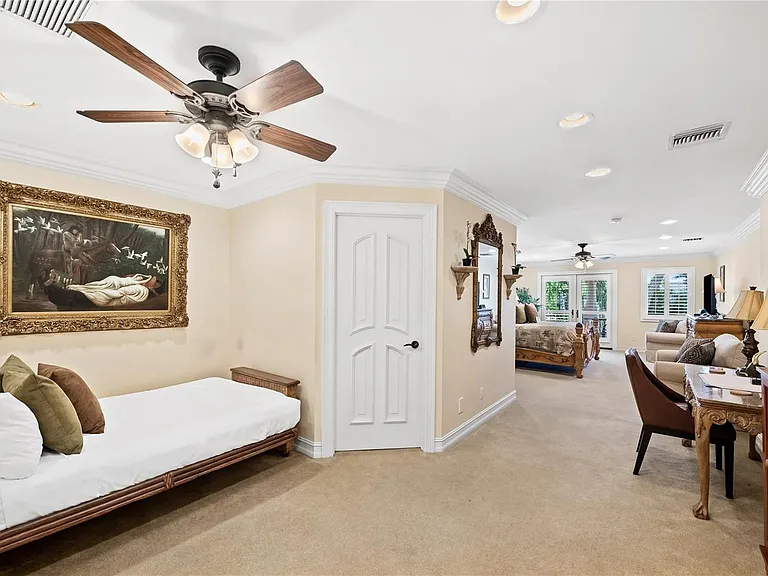 1600 S Ocean Dr — Photo 20