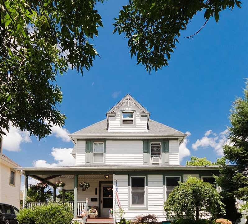 1st image of 211 Lakeview Ave