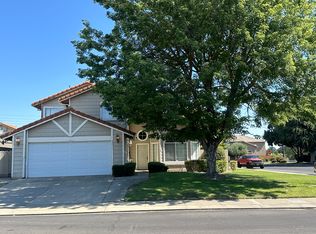 2200 Canadian Cir, Modesto, CA 95356