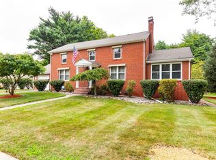 7 Bancroft Rd, Poughkeepsie, NY 12601